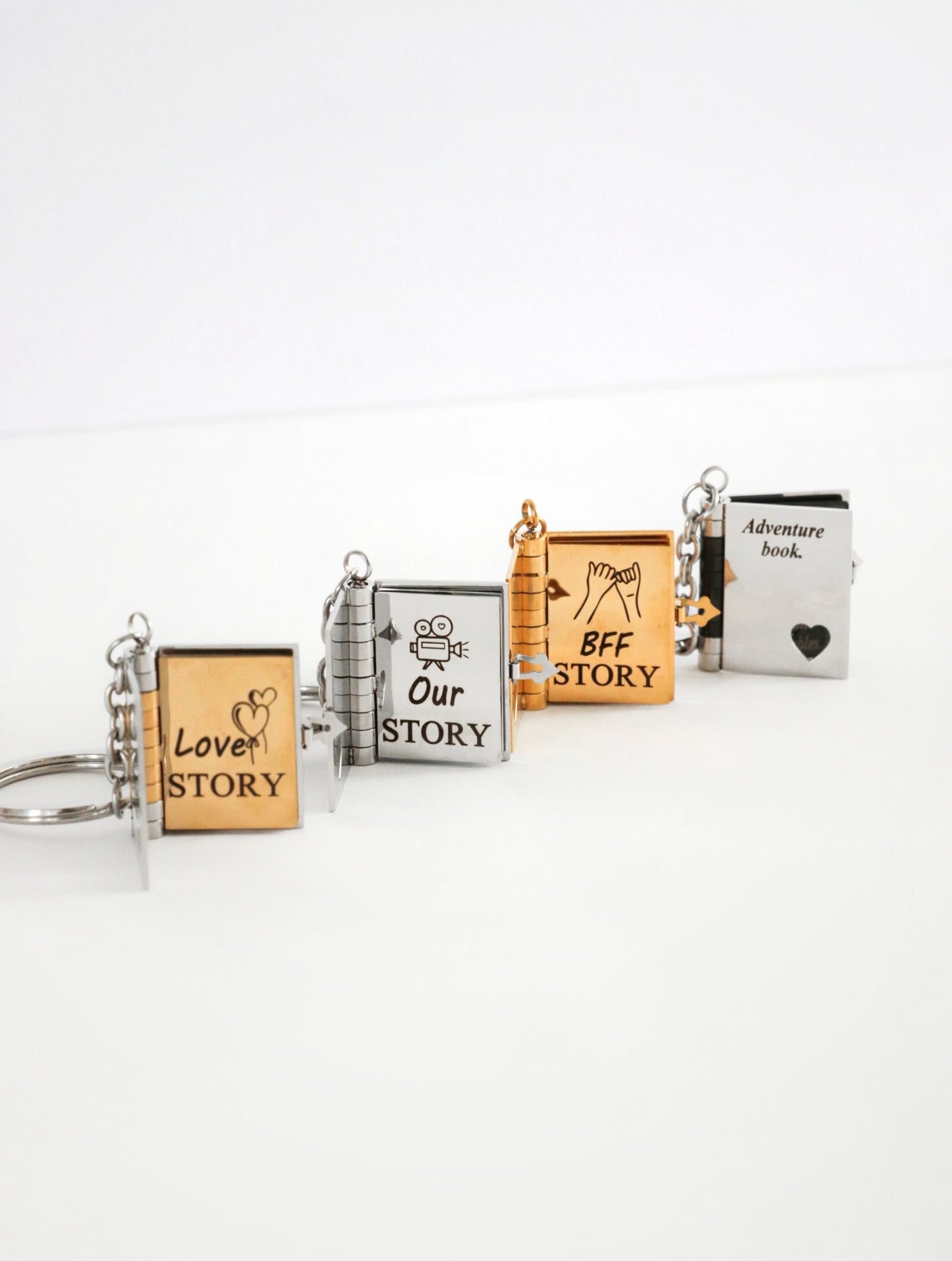 Llavero Libro de Amor