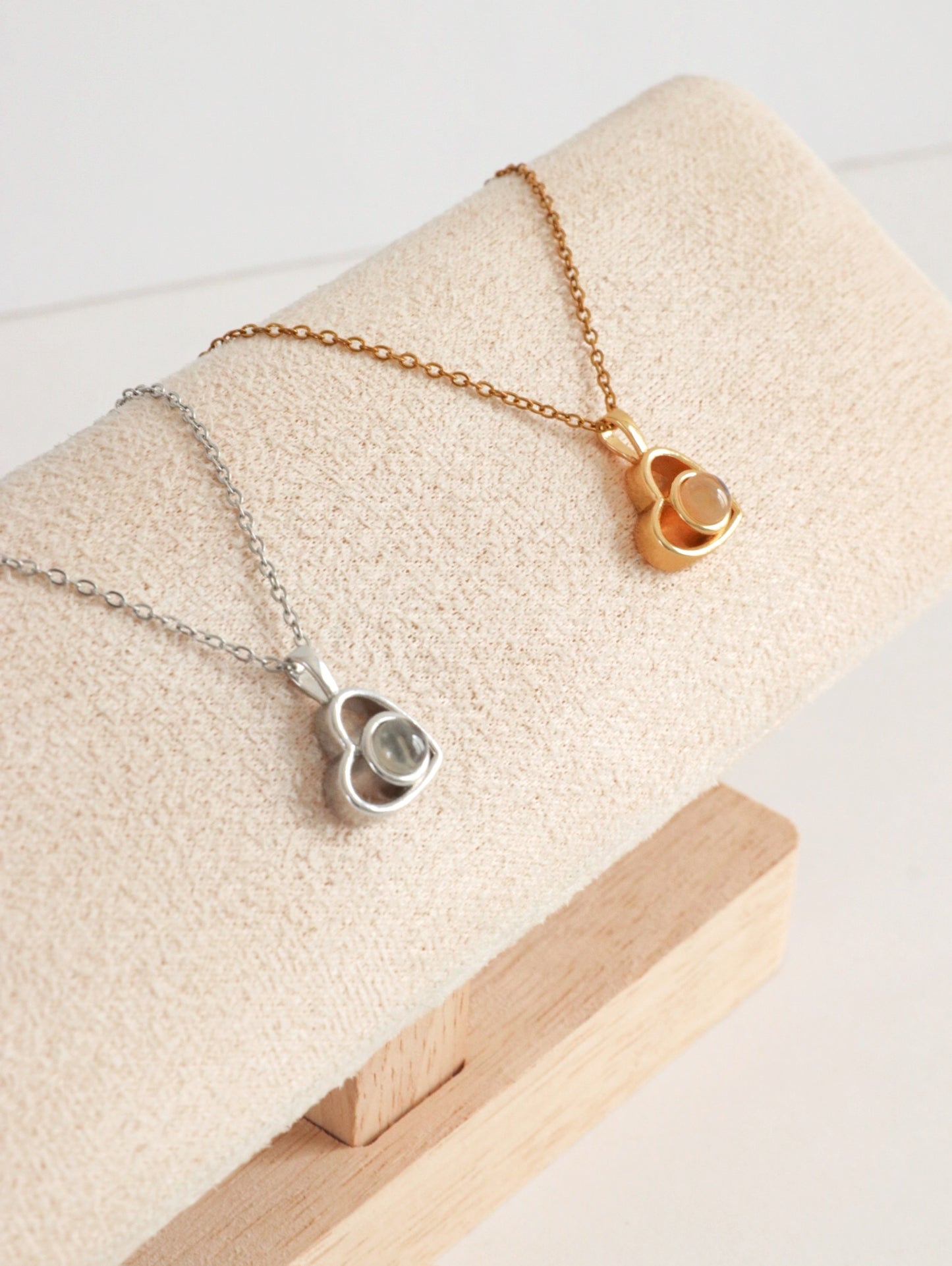 Cadena Te Amo en 100 idiomas ojo de cristal