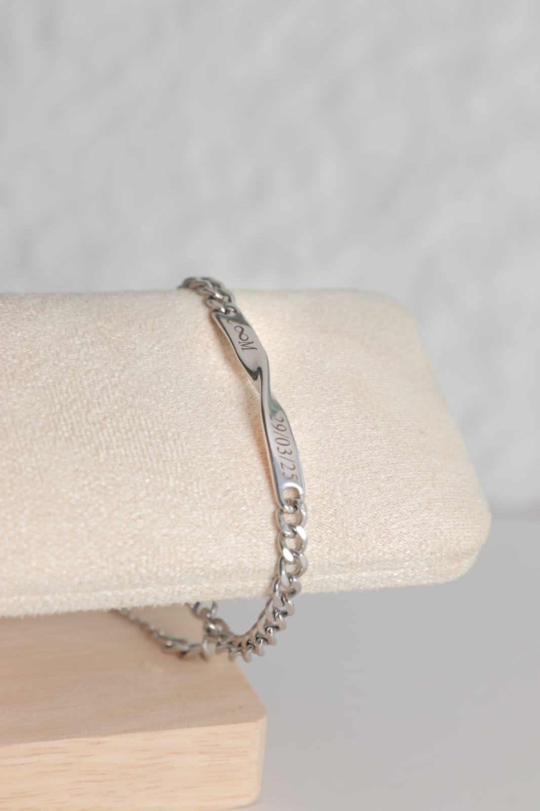 Pulsera Lazo de Amor